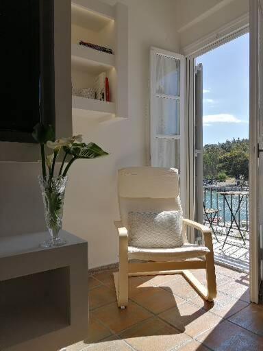 Kallisti The House At The Port Galaxidi Exterior photo